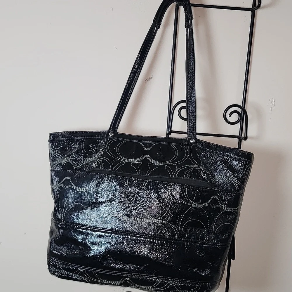 Coach Signature Patent Leather Black Tote Op ART MONOGRAM - Picture 9 of 13
